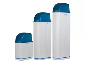   PFL-30 AC (120) központi vízlágyító 30L gyantával Logix vezérléssel